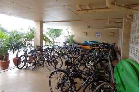 Condominio en alquiler en Fort Lauderdale, Florida, 2 dormitorios, 78.04 m2 № 2260152 - foto 17