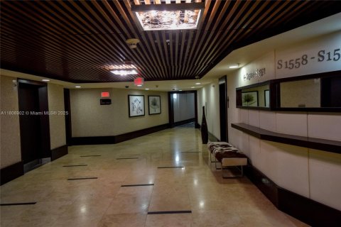 Купить кондоминиум в Майами-Бич, Флорида 1 спальня, 67.08м2, № 1962226 - фото 8