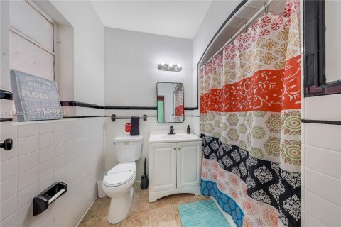 Снять в аренду виллу или дом в Майами, Флорида 3 спальни, 227.61м2, № 2048386 - фото 19