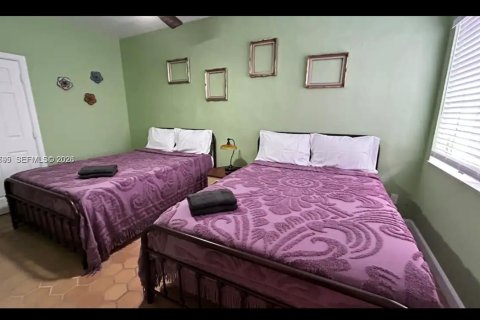 Villa ou maison à louer à Miami, Floride: 3 chambres, 227.61 m2 № 2048386 - photo 7