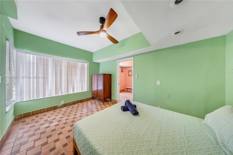 Снять в аренду виллу или дом в Майами, Флорида 3 спальни, 227.61м2, № 2048386 - фото 12