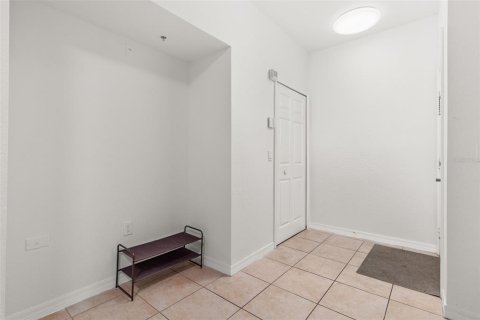 Condominio en alquiler en Orlando, Florida, 3 dormitorios, 123.84 m2 № 1914462 - foto 6