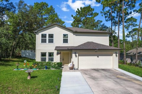 House in Citrus Springs, Florida 5 bedrooms, 210.42 sq.m. № 1855474 - photo 1