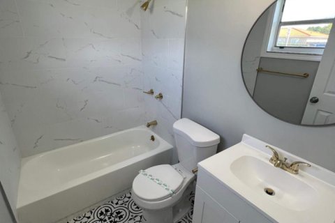 Appartement à louer à Opa-locka, Floride: 1 chambre, 65.03 m2 № 2297315 - photo 12