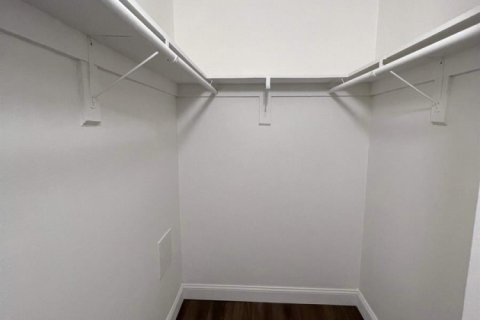 Appartement à louer à Opa-locka, Floride: 1 chambre, 65.03 m2 № 2297315 - photo 10