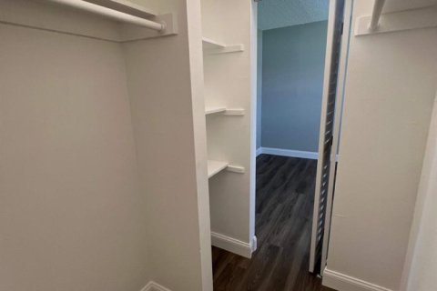 Appartement à louer à Opa-locka, Floride: 1 chambre, 65.03 m2 № 2297315 - photo 11