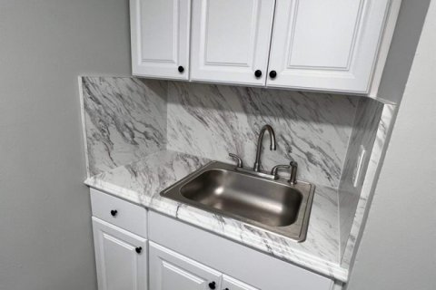 Appartement à louer à Opa-locka, Floride: 1 chambre, 65.03 m2 № 2297315 - photo 5