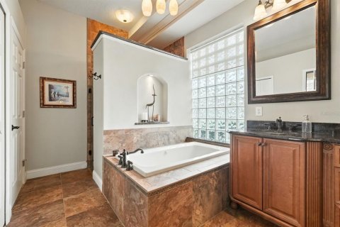Casa en venta en Ormond Beach, Florida, 5 dormitorios, 338.16 m2 № 1917350 - foto 19
