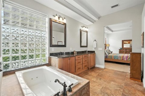 Casa en venta en Ormond Beach, Florida, 5 dormitorios, 338.16 m2 № 1917350 - foto 21