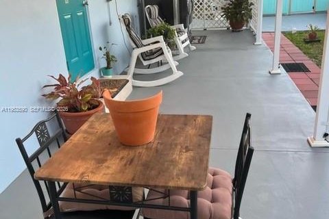 Villa ou maison à vendre à Miami, Floride: 4 chambres, 128.21 m2 № 2008305 - photo 29