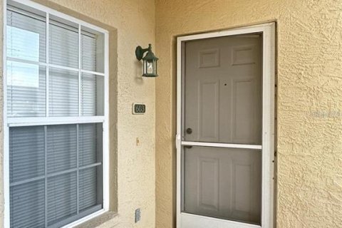 Condominio en alquiler en North Port, Florida, 2 dormitorios, 108.51 m2 № 1767573 - foto 4