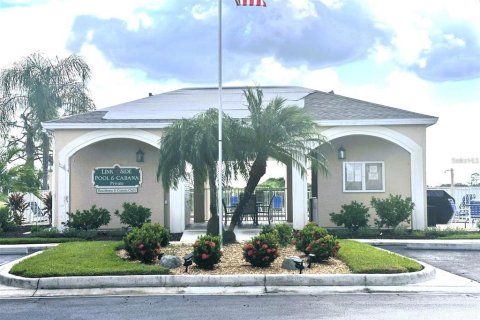 Condominio en alquiler en North Port, Florida, 2 dormitorios, 108.51 m2 № 1767573 - foto 14