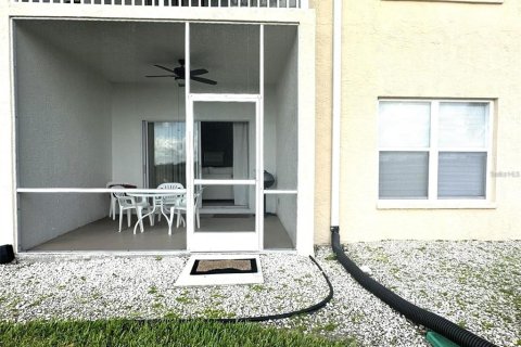 Condominio en alquiler en North Port, Florida, 2 dormitorios, 108.51 m2 № 1767573 - foto 13