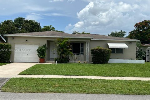 Villa ou maison à Hollywood, Floride 2 chambres, 120.22 m2 № 2172266