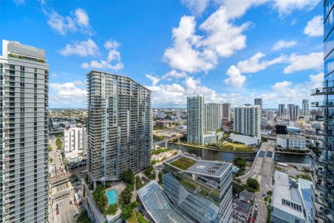 Copropriété à louer à Miami, Floride: 3 chambres, 134.71 m2 № 1941868 - photo 13