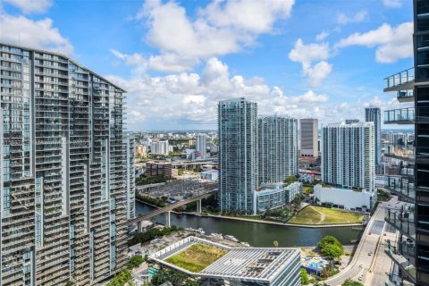 Copropriété à louer à Miami, Floride: 3 chambres, 134.71 m2 № 1941868 - photo 12