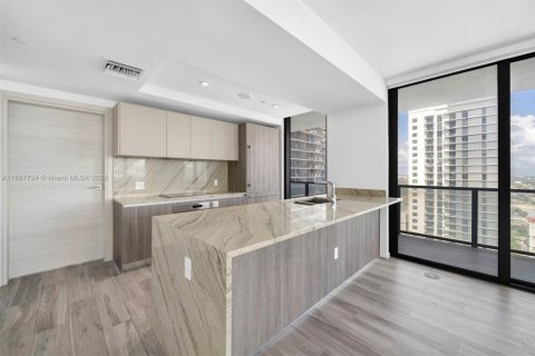 Copropriété à louer à Miami, Floride: 3 chambres, 134.71 m2 № 1941868 - photo 4
