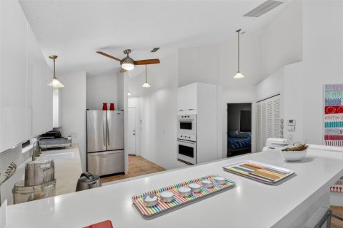 Casa en venta en Sarasota, Florida, 3 dormitorios, 177.54 m2 № 2210982 - foto 17