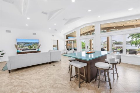 Villa ou maison à vendre à Treasure Island, Floride: 3 chambres, 194.82 m2 № 1911459 - photo 10