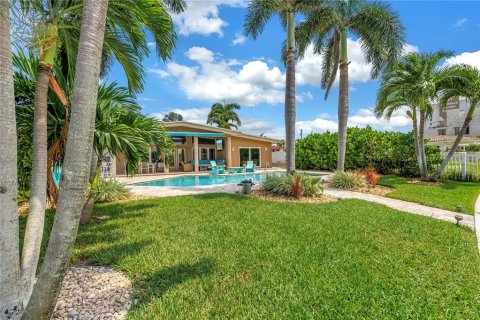 Villa ou maison à vendre à Treasure Island, Floride: 3 chambres, 194.82 m2 № 1911459 - photo 23