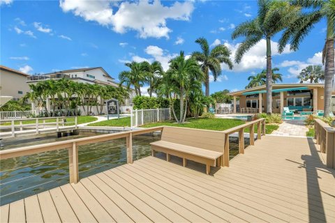 Villa ou maison à vendre à Treasure Island, Floride: 3 chambres, 194.82 m2 № 1911459 - photo 27