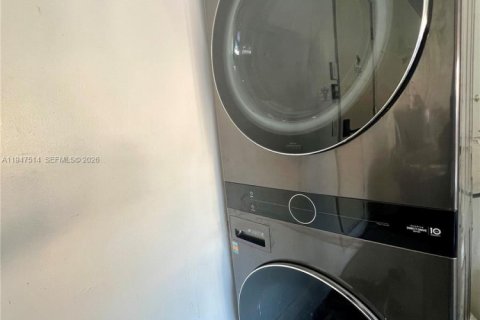 Купить виллу или дом в Мирамар, Флорида 3 спальни, 195.37м2, № 2003750 - фото 22