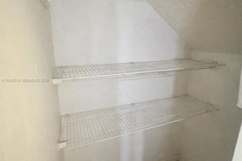 Купить виллу или дом в Мирамар, Флорида 3 спальни, 195.37м2, № 2003750 - фото 9