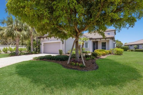 Villa ou maison à vendre à Sarasota, Floride: 2 chambres, 263.1 m2 № 1733279 - photo 5