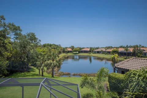Villa ou maison à vendre à Sarasota, Floride: 2 chambres, 263.1 m2 № 1733279 - photo 2