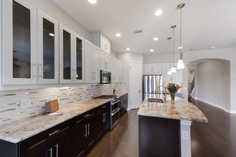 Villa ou maison à vendre à Sarasota, Floride: 2 chambres, 263.1 m2 № 1733279 - photo 15
