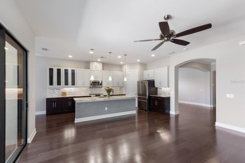 Villa ou maison à vendre à Sarasota, Floride: 2 chambres, 263.1 m2 № 1733279 - photo 18