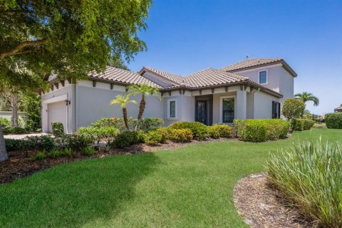 Villa ou maison à vendre à Sarasota, Floride: 2 chambres, 263.1 m2 № 1733279 - photo 3
