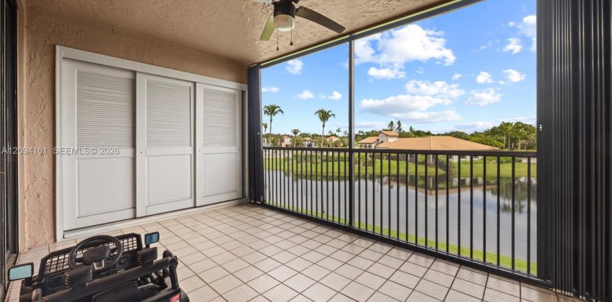 Condo à Plantation, Floride, 2 chambres  № 2387929