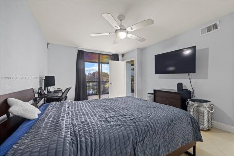 Copropriété à vendre à Plantation, Floride: 2 chambres, 91.51 m2 № 2387929 - photo 18