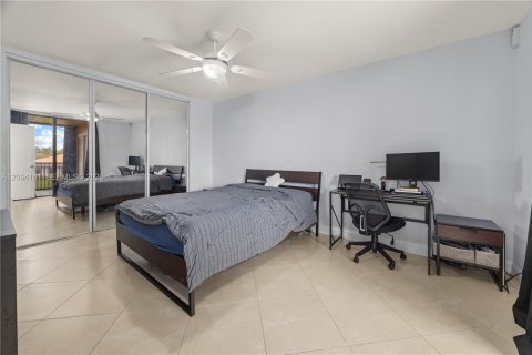 Copropriété à vendre à Plantation, Floride: 2 chambres, 91.51 m2 № 2387929 - photo 16