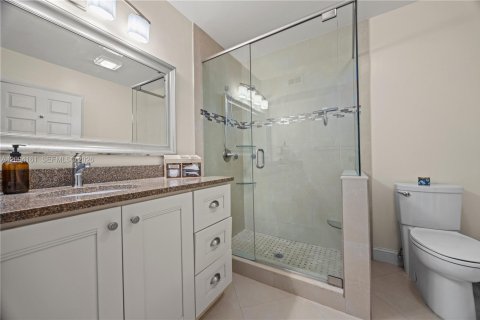 Copropriété à vendre à Plantation, Floride: 2 chambres, 91.51 m2 № 2387929 - photo 21