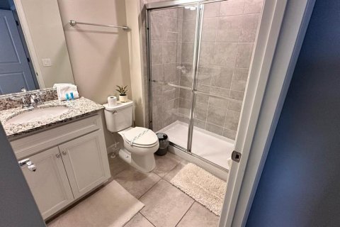 Townhouse in Davenport, Florida 5 bedrooms, 212.1 sq.m. № 1909564 - photo 17