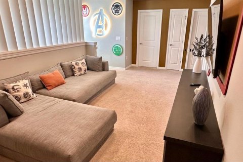 Townhouse in Davenport, Florida 5 bedrooms, 212.1 sq.m. № 1909564 - photo 19