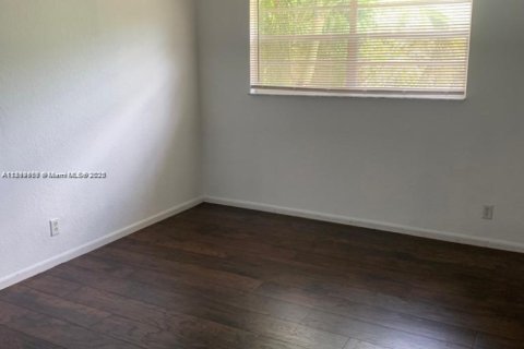 Adosado en alquiler en Plantation, Florida, 2 dormitorios, 87.14 m2 № 1947104 - foto 8