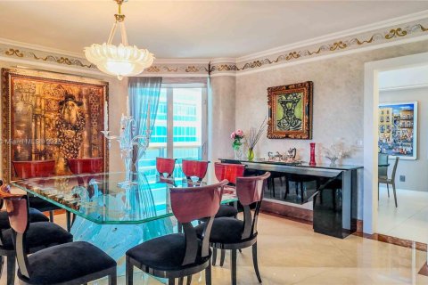 Condo in Bal Harbour, Florida, 3 bedrooms  № 1927512 - photo 9