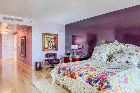 Condo in Bal Harbour, Florida, 3 bedrooms  № 1927512 - photo 30