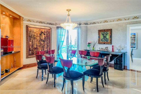 Condo in Bal Harbour, Florida, 3 bedrooms  № 1927512 - photo 8