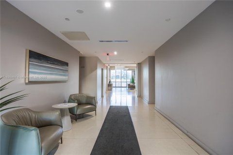 Condominio en venta en Aventura, Florida, 2 dormitorios, 107.49 m2 № 1818303 - foto 24