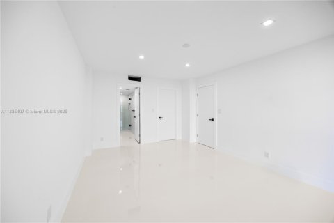Condominio en venta en Aventura, Florida, 2 dormitorios, 107.49 m2 № 1818303 - foto 7