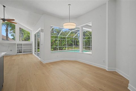Casa en venta en Palm Harbor, Florida, 5 dormitorios, 282.61 m2 № 2167307 - foto 22