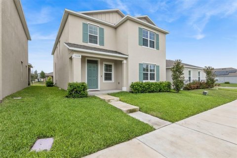 House in Apopka, Florida 4 bedrooms, 214.42 sq.m. № 2150945 - photo 2