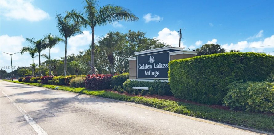 Condo in West Palm Beach, Florida, 2 bedrooms  № 1865367