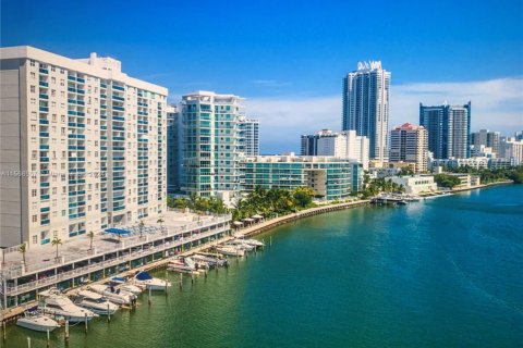 Copropriété à louer à Miami Beach, Floride: 1 chambre, 84.54 m2 № 1868398 - photo 29