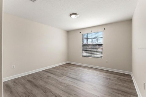 Casa en venta en Davenport, Florida, 5 dormitorios, 301.1 m2 № 2110380 - foto 26