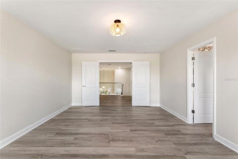 Casa en venta en Davenport, Florida, 5 dormitorios, 301.1 m2 № 2110380 - foto 29